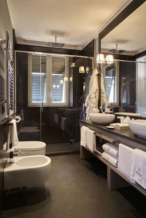 thumbnail: Bathroom