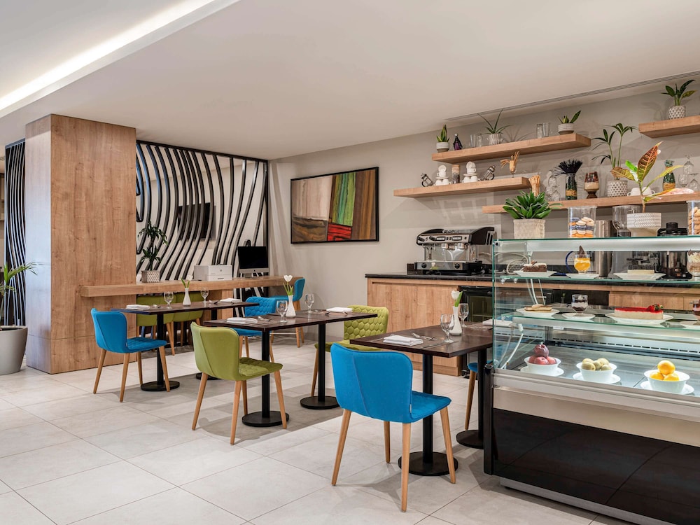 Restaurant-cafeteria