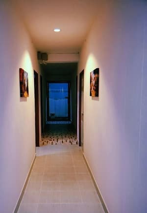 thumbnail: Interior entrance