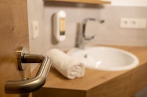 thumbnail: Bathroom sink