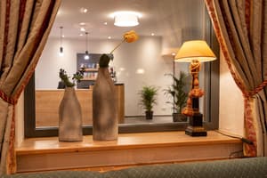 thumbnail: Interior detail
