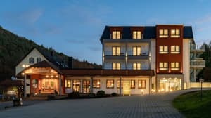 thumbnail: Exterior