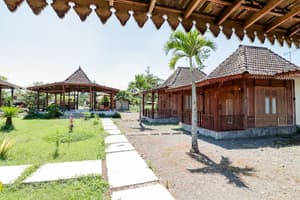 thumbnail: Exterior