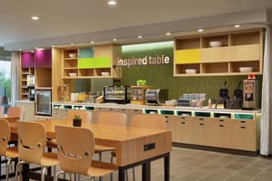 thumbnail: Breakfast area