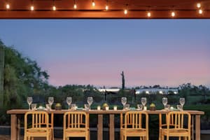thumbnail: Outdoor dining