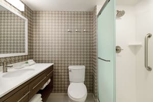 thumbnail: Bathroom shower