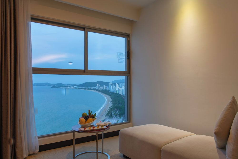 Beach/ocean view