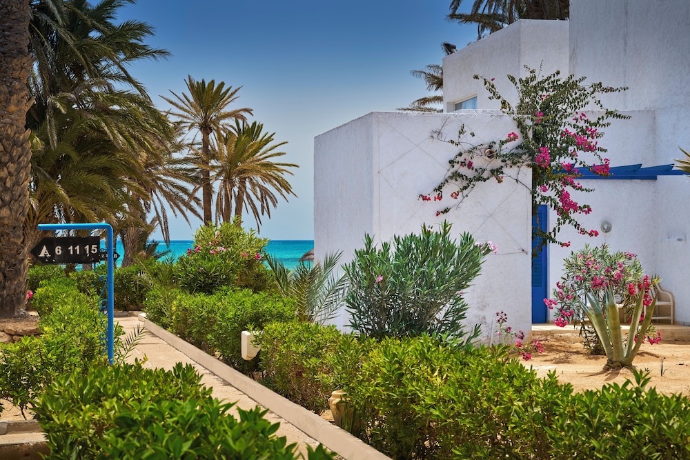 Beach/ocean view