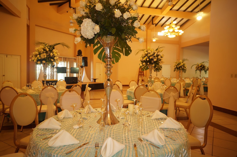 Restaurant-cafeteria