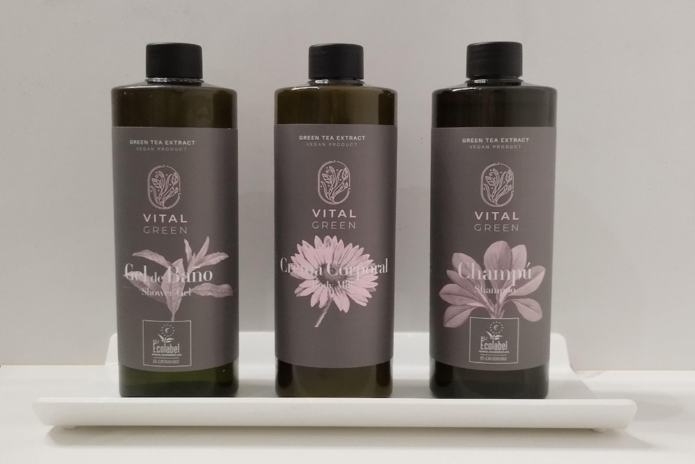 Bathroom amenities