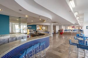 thumbnail: Bar (on property)