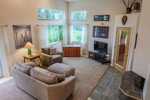 thumbnail: Interior detail