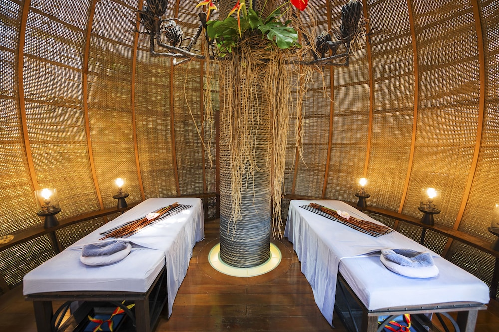 Swimming pool-spa