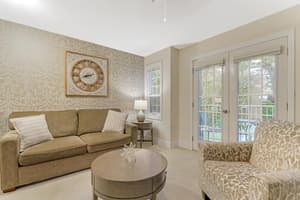 thumbnail: Breakfast area