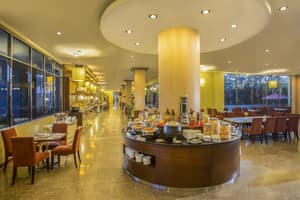 thumbnail: Breakfast area