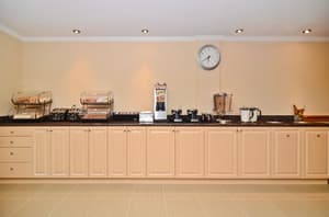 thumbnail: Breakfast area