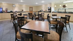 thumbnail: Breakfast area