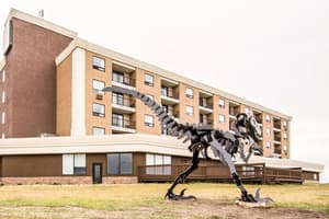 thumbnail: Exterior