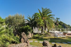 thumbnail: Garden
