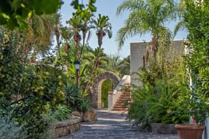 thumbnail: Garden