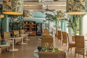 thumbnail: Restaurant