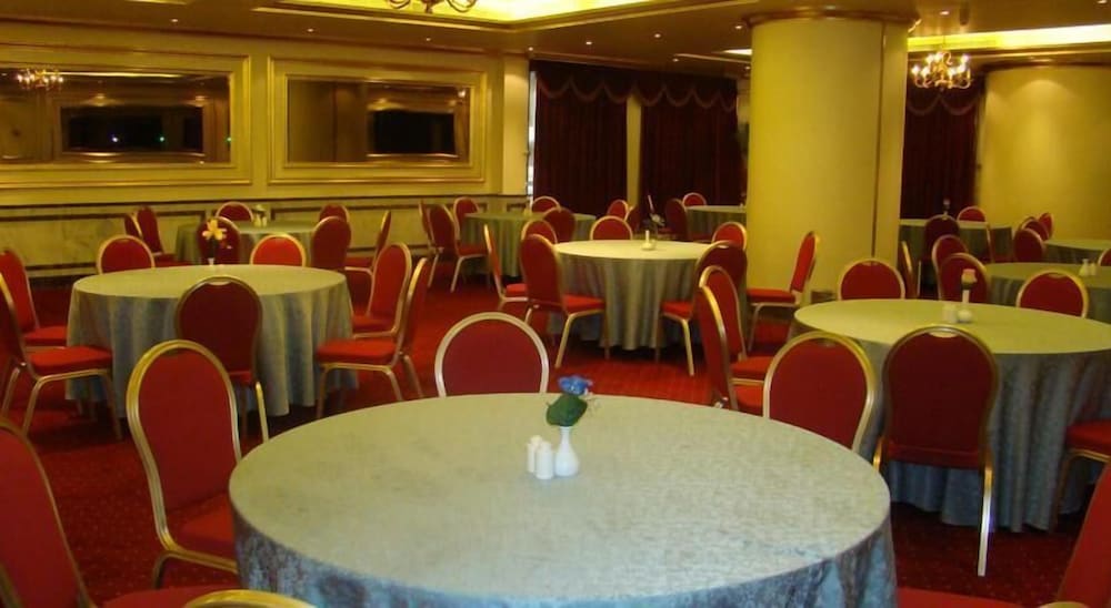 Restaurant-cafeteria