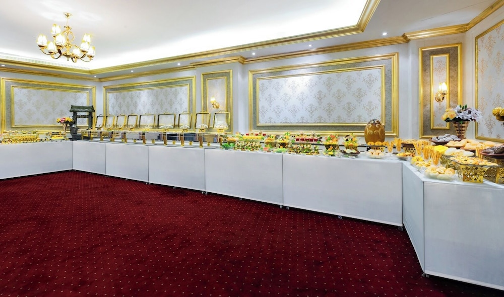 Restaurant-cafeteria