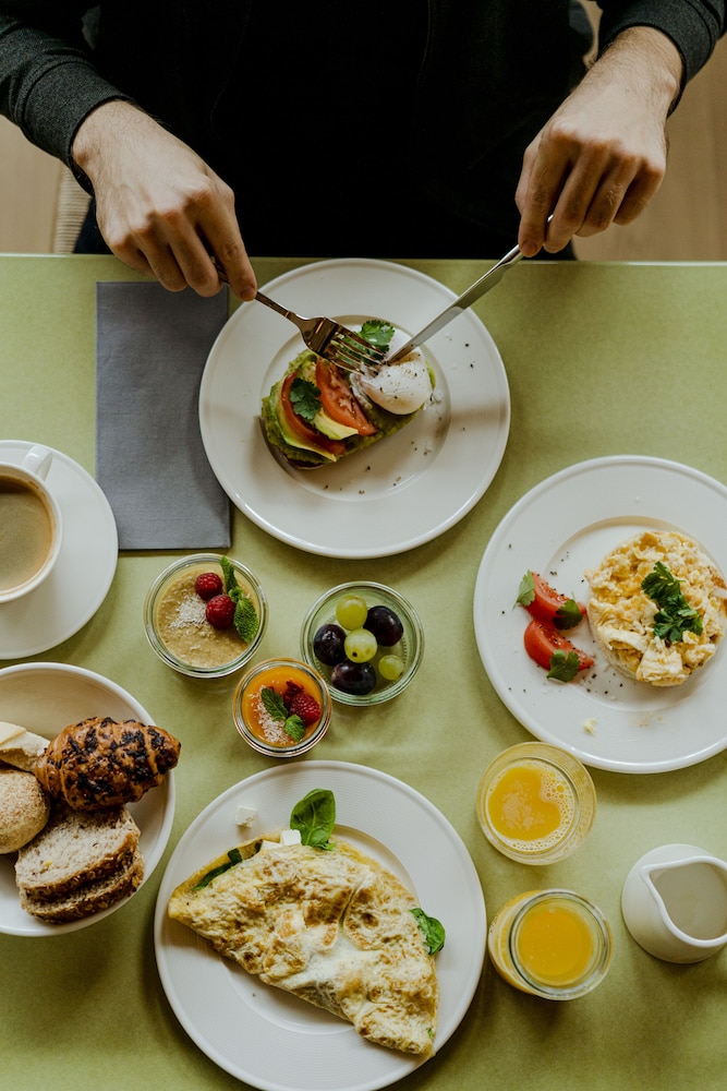 Breakfast meal