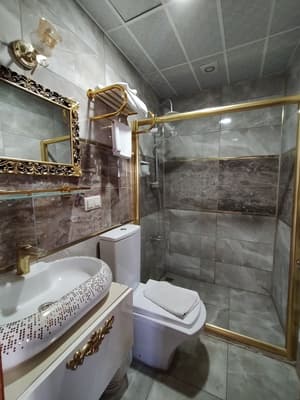 thumbnail: Bathroom