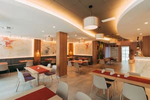 thumbnail: Restaurant