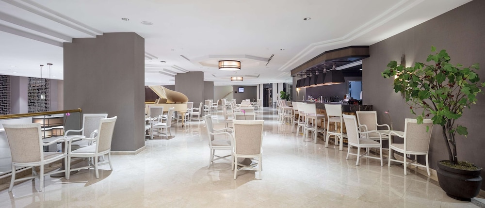 Restaurant-cafeteria