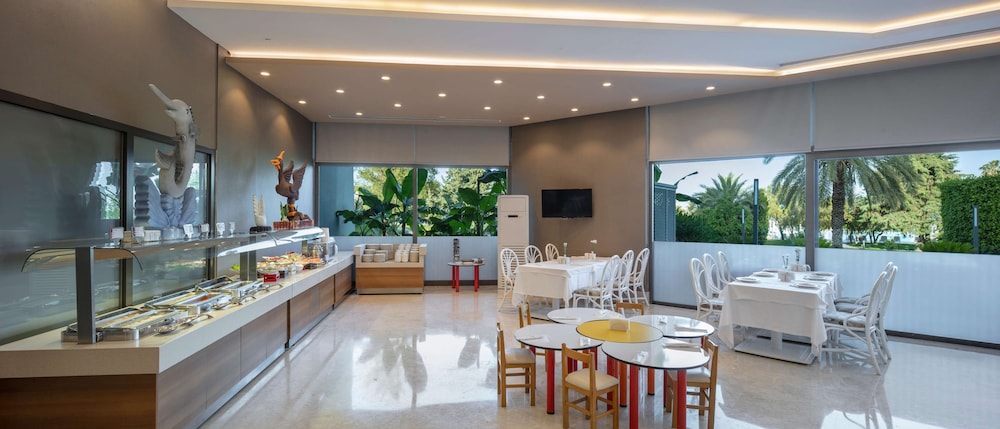 Restaurant-cafeteria