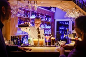 thumbnail: Bar