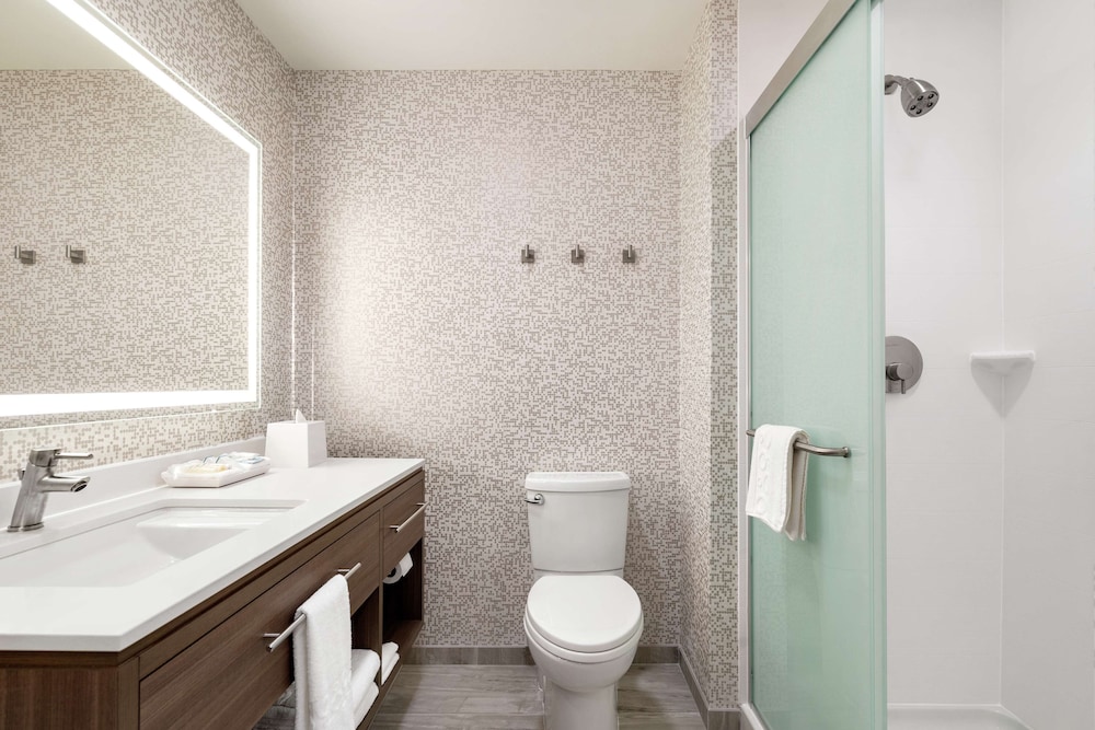 Bathroom shower