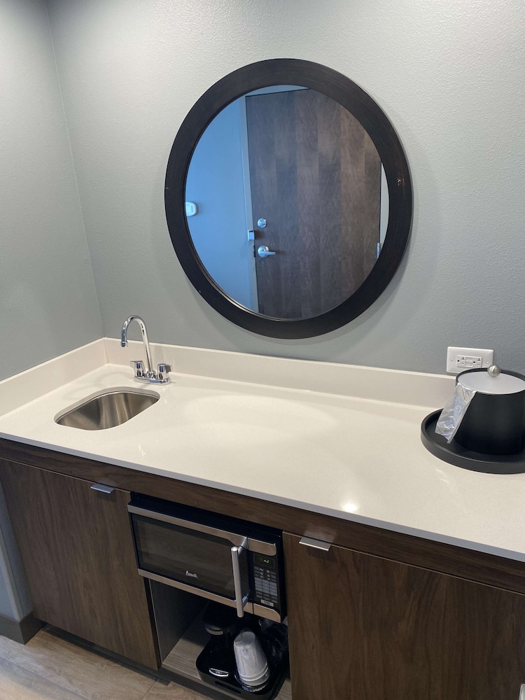 Minibar