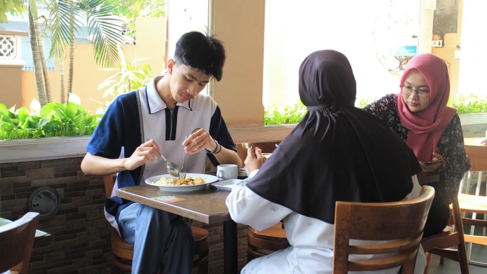 Breakfast area