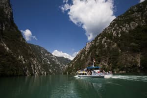 thumbnail: Boating