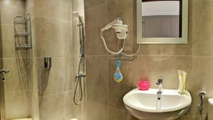 thumbnail: Bathroom