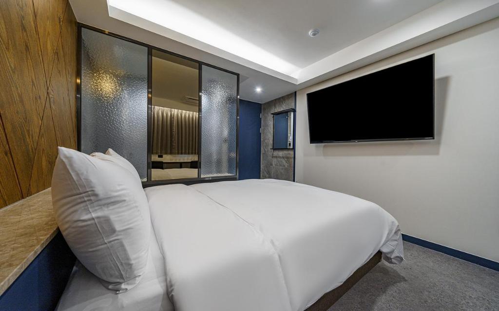 74d652f17aa353b60677d3f42ee4d2d6.jpg