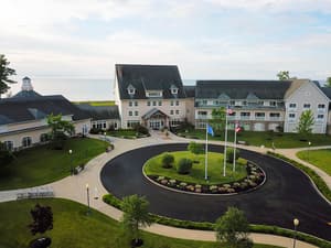thumbnail: Exterior