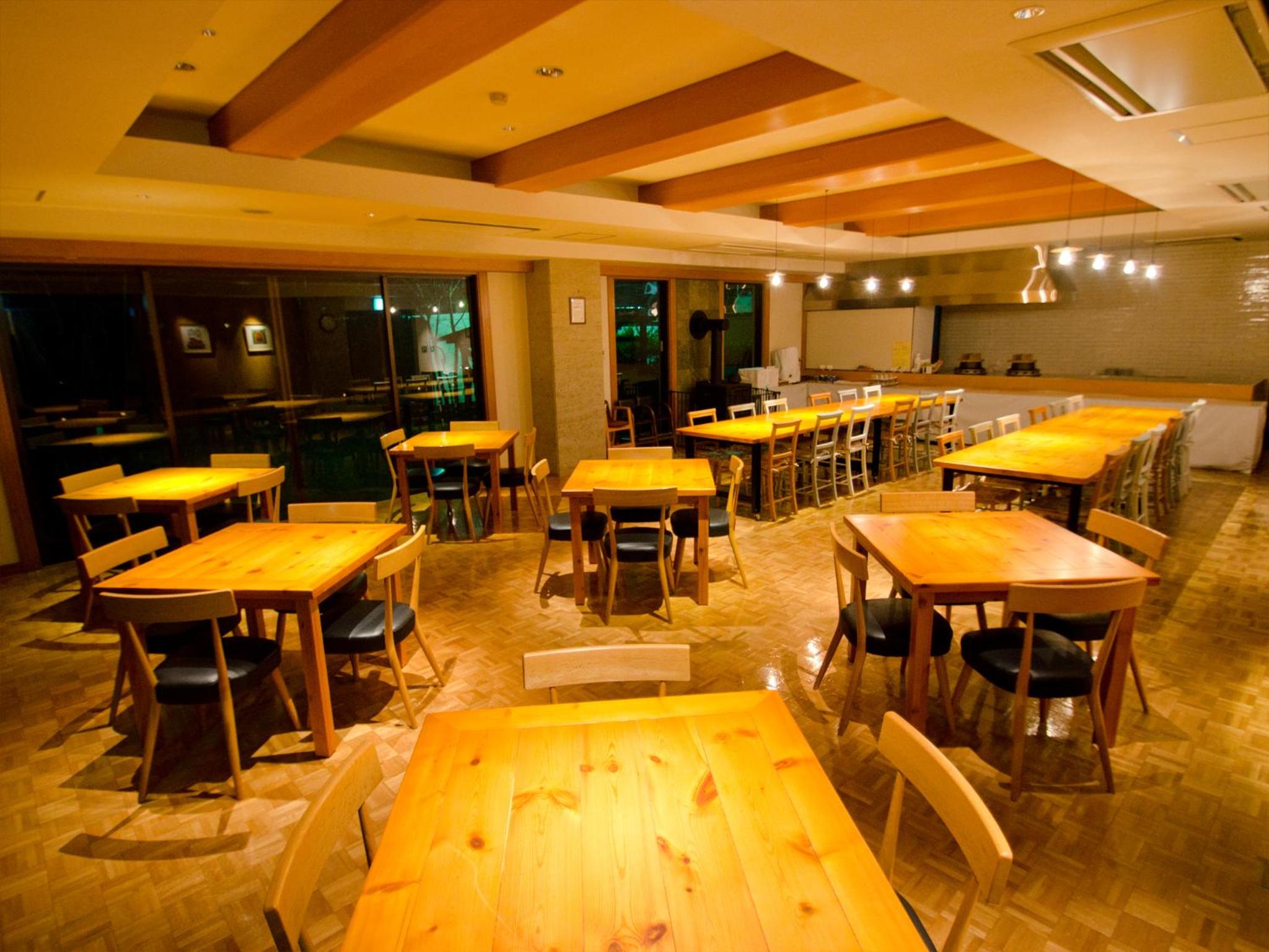 Restaurant-cafeteria