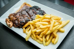 thumbnail: Restaurant