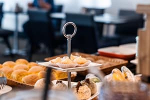 thumbnail: Breakfast area