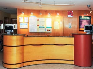 thumbnail: Reception