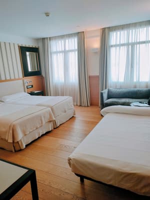 thumbnail: Room