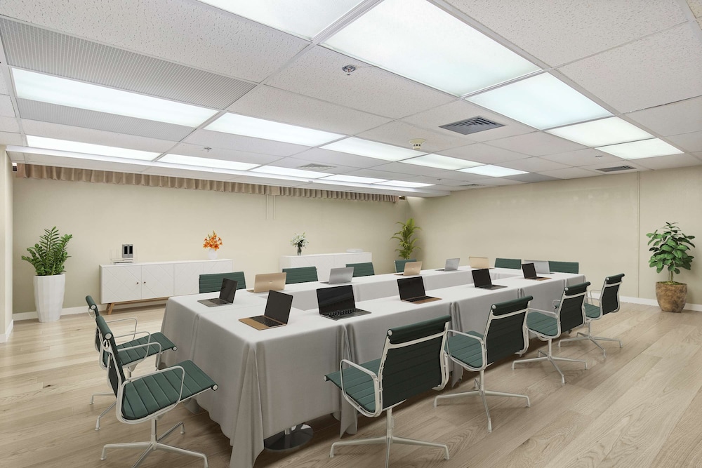 Meeting facility