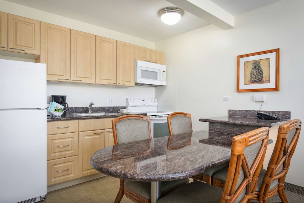 Private kitchenette