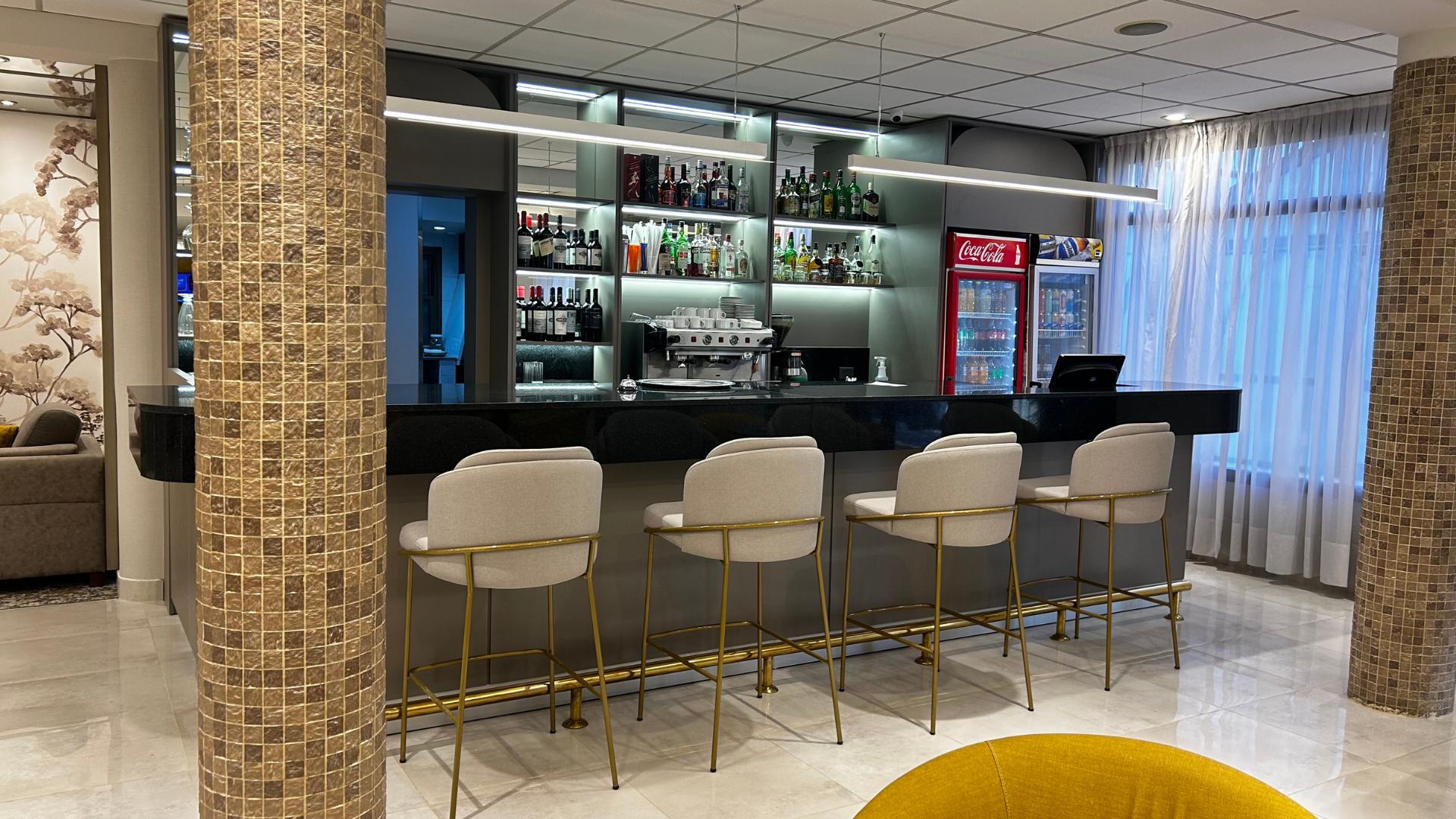 Restaurant-cafeteria