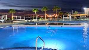 thumbnail: Pool