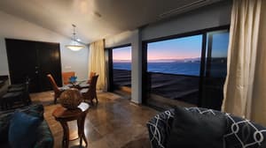 thumbnail: Tasting room